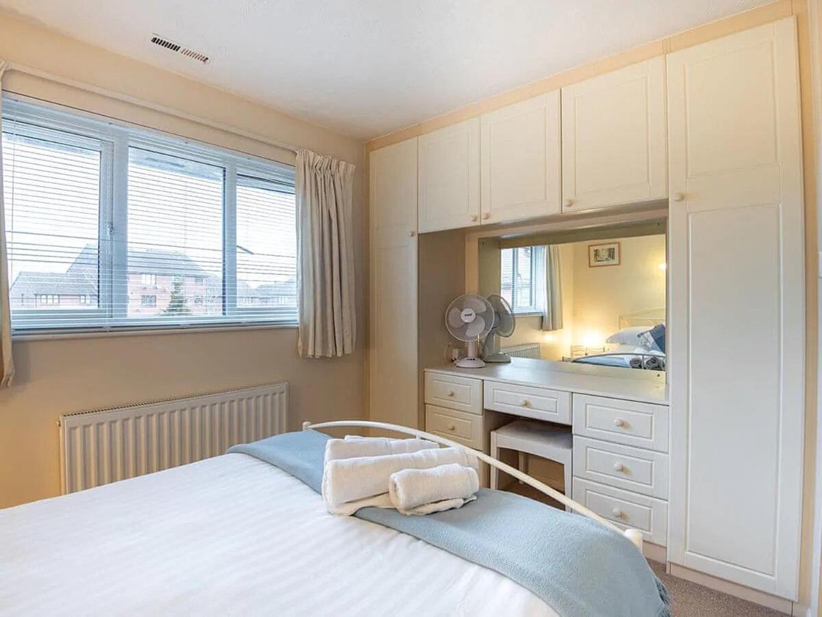 Taverner - Self Catering Holiday Home Close To Poole Quay Екстер'єр фото