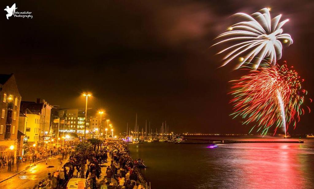 Taverner - Self Catering Holiday Home Close To Poole Quay Екстер'єр фото
