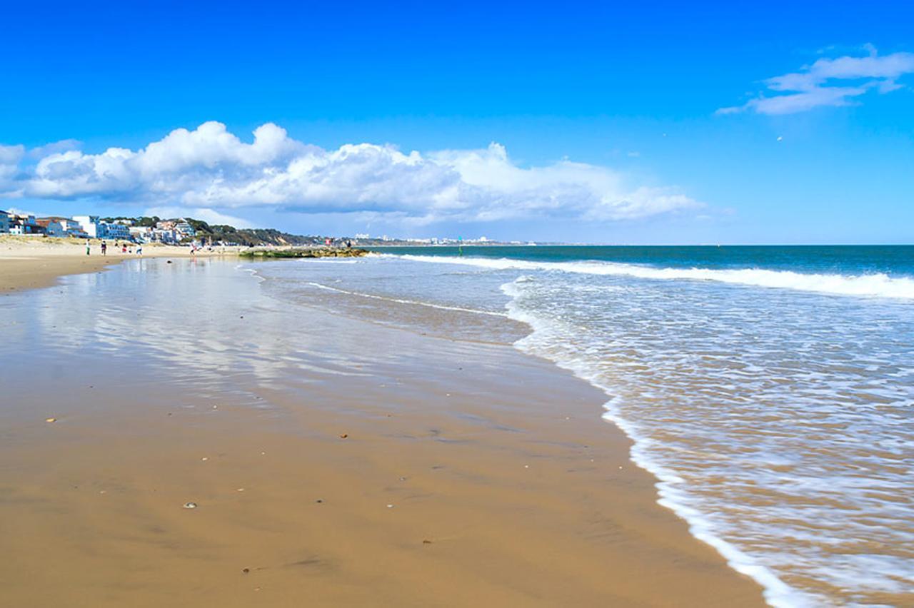 Taverner - Self Catering Holiday Home Close To Poole Quay Екстер'єр фото