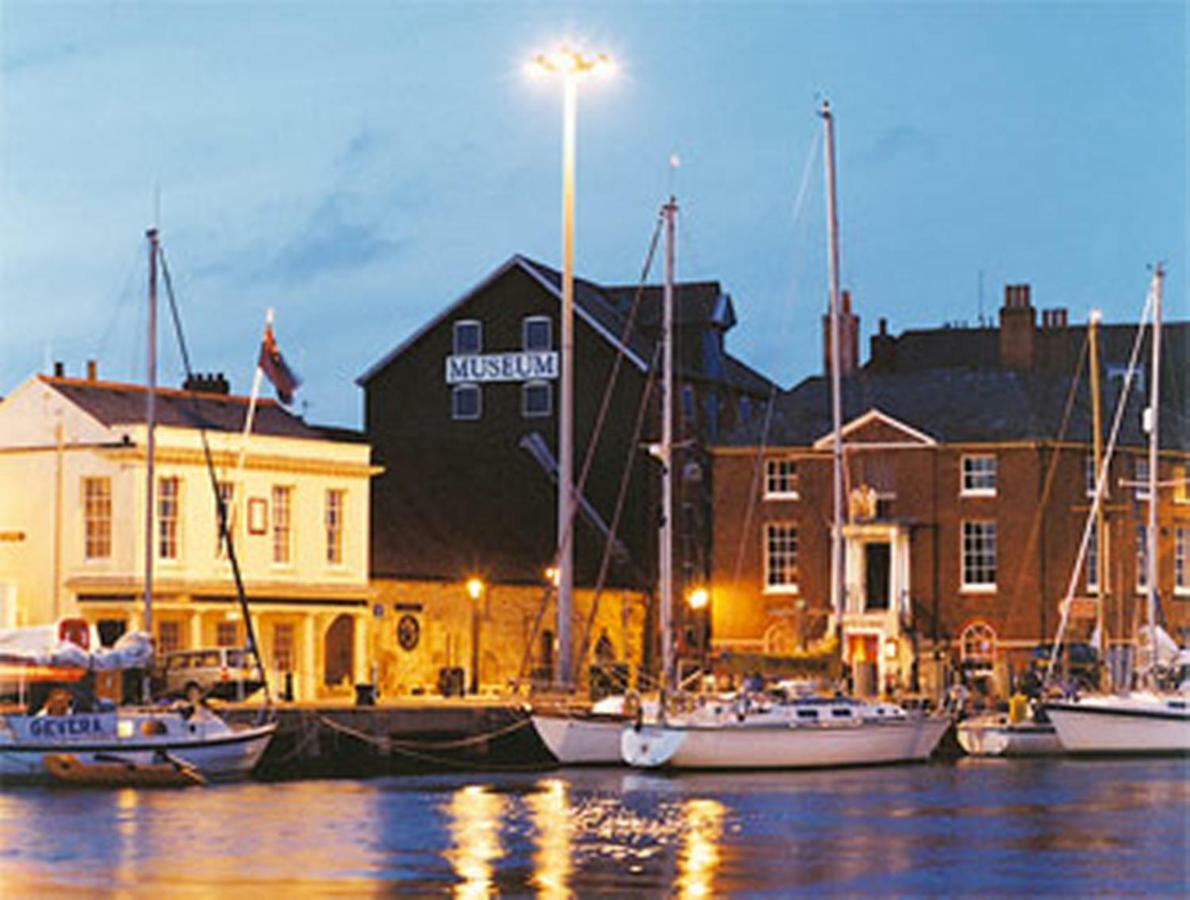 Taverner - Self Catering Holiday Home Close To Poole Quay Екстер'єр фото